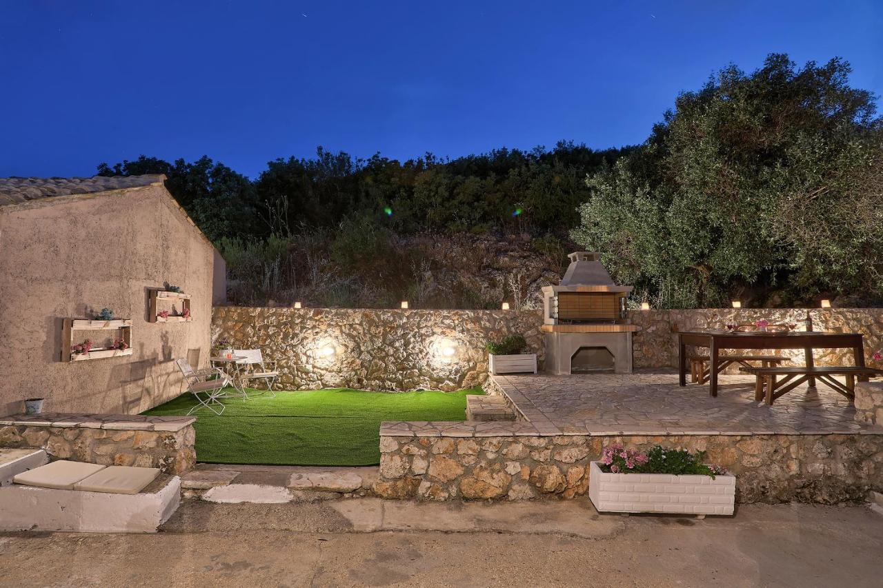 Koukoutsa House With Swimming Pool Corfu Sokraki Villa Sokrakion Ngoại thất bức ảnh