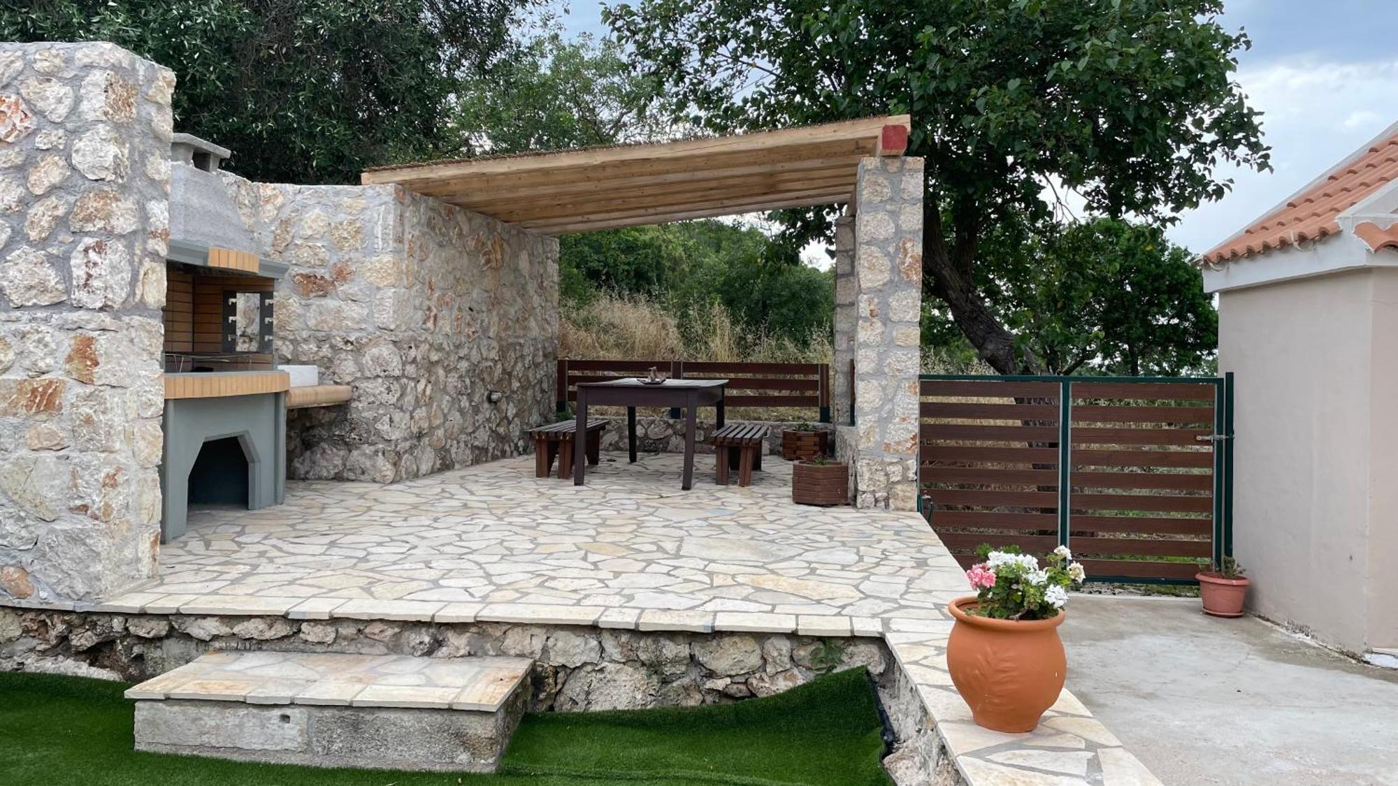 Koukoutsa House With Swimming Pool Corfu Sokraki Villa Sokrakion Ngoại thất bức ảnh
