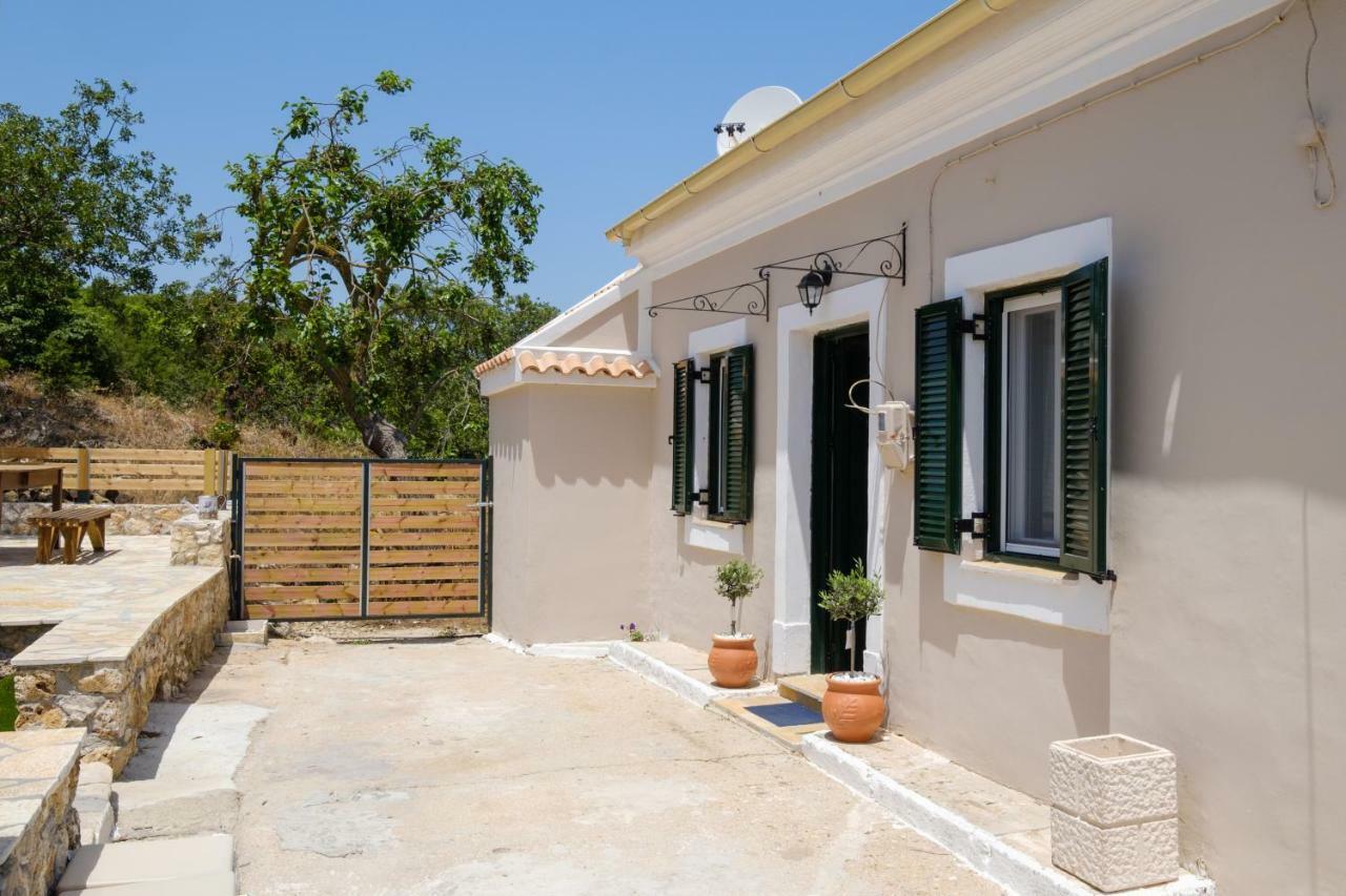 Koukoutsa House With Swimming Pool Corfu Sokraki Villa Sokrakion Ngoại thất bức ảnh