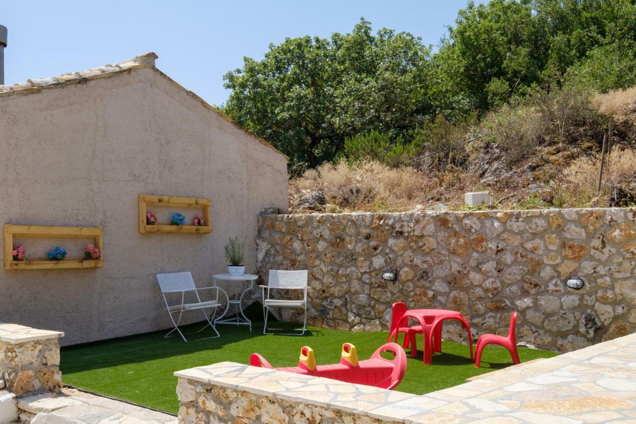 Koukoutsa House With Swimming Pool Corfu Sokraki Villa Sokrakion Ngoại thất bức ảnh