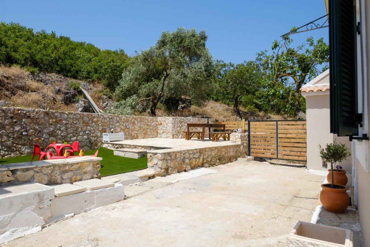 Koukoutsa House With Swimming Pool Corfu Sokraki Villa Sokrakion Ngoại thất bức ảnh